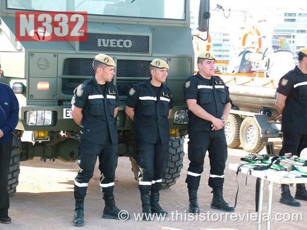 20150708 - Military Honoured in La Mata on Friday (1)