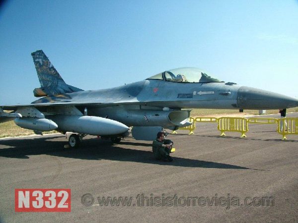 2250950971_83c3ec28bd_o